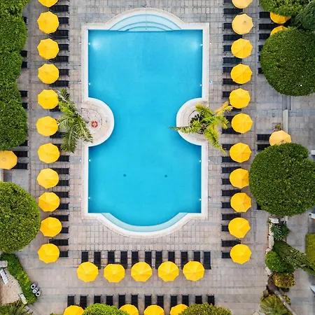 Mayfair 4*