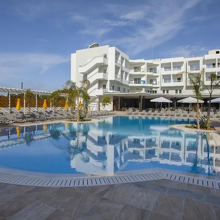 Smartline Hotel 4*