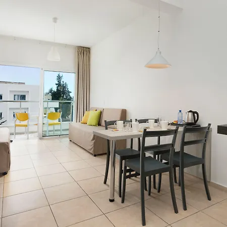 Mayfair 4*