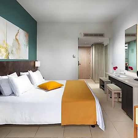 Mayfair Hotel Paphos