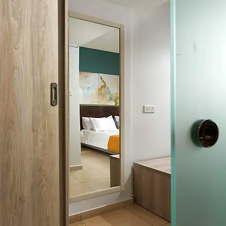 Hotel Mayfair 4*