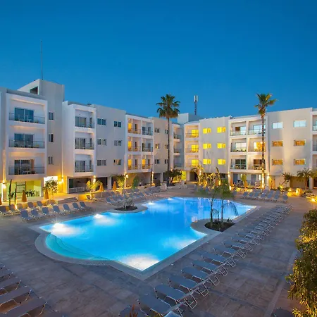 Mayfair Hotel 4*