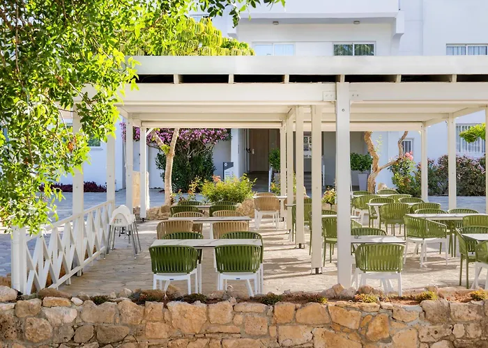 Szálloda Mayfair Paphos