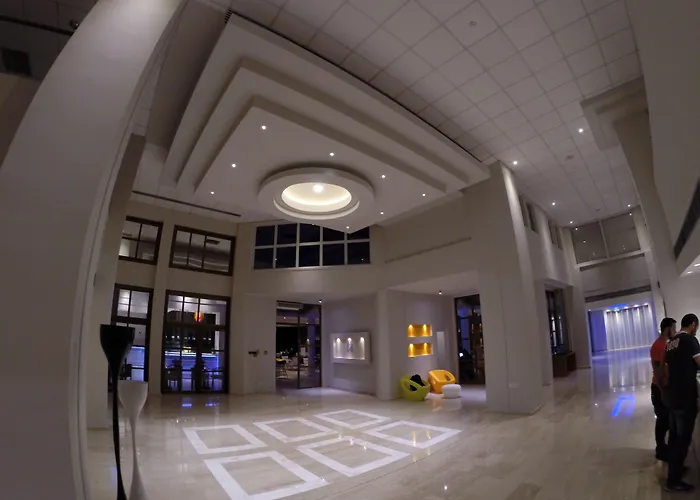 Mayfair Szálloda Paphos